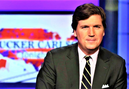 Tucker Carlson - Chystají se rozpoutat horkou válku s Ruskem