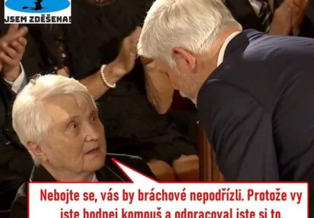 Padnul mi do oka a nevím, jak se toho zbavit...