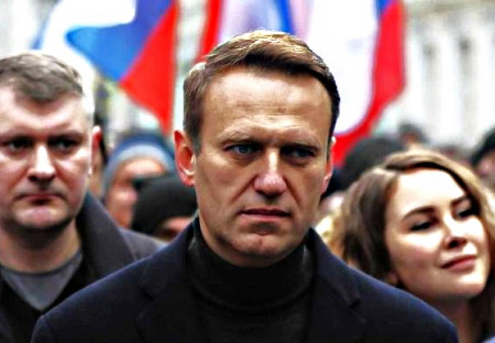 Gilbert Doctorow: Britové zabili Alexeje Navalného a tady je důvod
