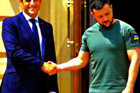 macron-a-vy-zde-v-normandii-vystupujete-za-koho