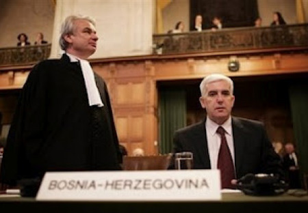 ICTY zveličuje počet vězňů zajatých bosensko-srbskými silami při srebrenické operaci