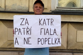 ing-miroslav-kelnar-perverzni-perzekuce-slavka-popelky-fialovou-vladou-jako-spatny-serial-na-pokracovani