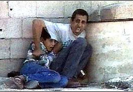 CNN kamera zachytila izraelského vojaka, ktorý vystrelil na palestínskeho 12 ročného chlapca