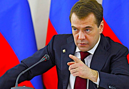 Úplné prohlášení Dmitrije Medveděva: Nálet USA na Irán