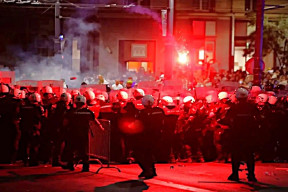 protestujici-v-srbsku-vyzvali-k-zablokovani-ulic-v-belehrade-a-dalsich-mestech