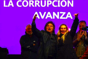 argentiny-schoval-motorovku-a-doufa-v-trumpovu-pomoc