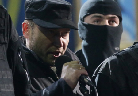 Vřed nacionalismu na Ukrajině bují; Donbas 2 a Jarošovi partyzáni