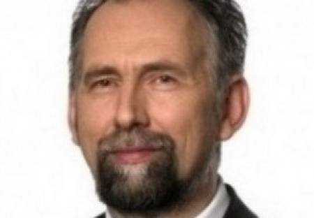 Vědec Bartoň, odborník a expert na všechno. Až je to k nevíře!