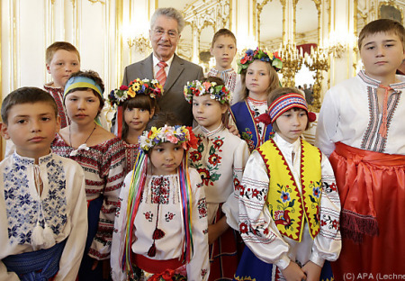 „Černobylské děti" na návštěvě u rakouského prezidenta Fischera (+ další jaderné zprávy)