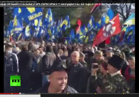 Včerejší demonstrace a nepokoje před ukrajinským parlamentem
