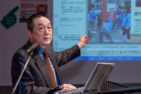 japonsky-odbornik-prednasi-v-evrope-o-fukusime-dalsi-jaderne-zpravy