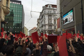 zdravice-prazske-zlate-mladezi-s-rudou-kartou-na-cele