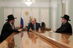 ruda-armada-osvobodila-osvetim-ale-putina-zide-na-vyroci-nechteji