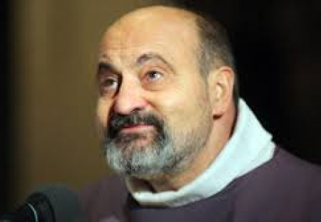 Monsignor Tomáš Halík si může vzít uprchlíky k sobě domů