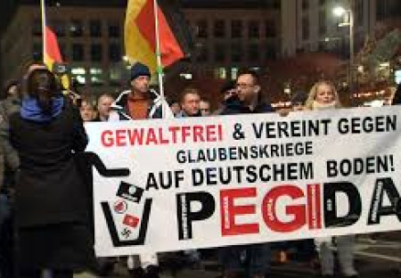 Překlad letáku šířeného na demonstraci Pegidy v Drážďanech 5.1.2015