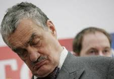 Je něco, čemu Schwarzenberg nerozumí?