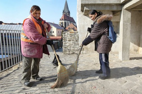 drabkovy-nucene-prace-jsou-protiustavni-ale-jde-pouze-o-to