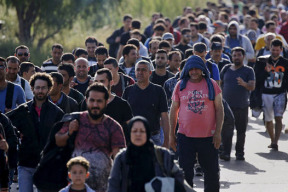 uprchlicka-vlna-je-genialni-utok-na-evropu-takovy-dobre-organizovany-trojsky-kun