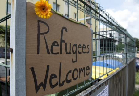 Jana Hnyková: Děti ve školách hladoví a imigranti hodují!
