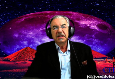 Josef Doležal a Stephen Bassett - Jedinečný rozhovor o UFO, UPRCHLÍCÍCH, VÁLCE - ČESKÉ TITULKY !!