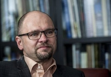 VIDEOKOMENTÁR: RICHARD SULÍK: „ZATVORENIE HRANÍC – JEDINÉ RIEŠENIE PRE EURÓPU“