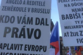 jak-se-rodi-extremiste-extremiste-se-nerodi-extremiste-jsou-klonovani
