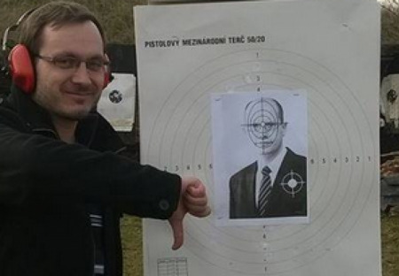 OTEVŘENÝ DOPIS PŘEDSEDOVI VLÁDY ČESKÉ REPUBLIKY