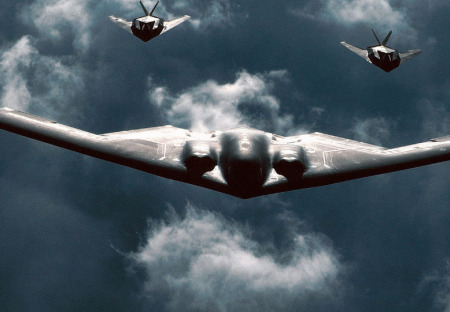 Strategické bombardéry nad ČR: Najde se 50 zodpovědných poslanců?