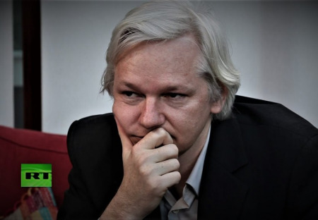 Julian Assange, rozhovor pro RT, český překlad