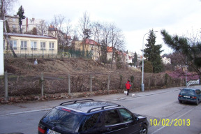 na-prazskem-smichove-hrozi-obzivnout-jancikuv-kostlivec-vystavba-ctrnacti-objemnych-domu-v-miste-parku