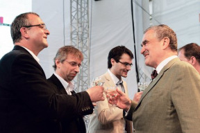 nasi-zamestnanci-dorazili-z-prazdnin-to-zas-bude-v-alejich-nablito