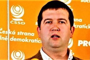 zakaz-domobrany-je-sebevrazdou-statu-mest-i-obci
