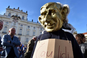 milionu-chvilek-pro-demokracii-nejde-vubec-o-blaho-obcanu-naseho-statu-a-demokracii