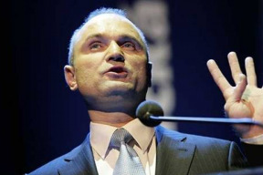z-vesky-hanacke-beverly-hills-a-souvislosti-s-uspesnym-ickem-nakonec-vlastne-nic-noveho-takto-to-bezi-po-staleti