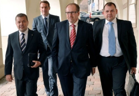 Dříve řády, dnes dozorčí rady