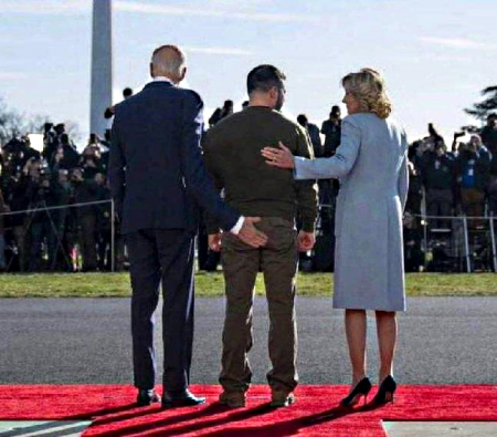 Vysoká hra "Patriotů" aneb Čím vším musel Zelenský "zaplatit" za Patrioty? aneb Joe již není na děvčátka?