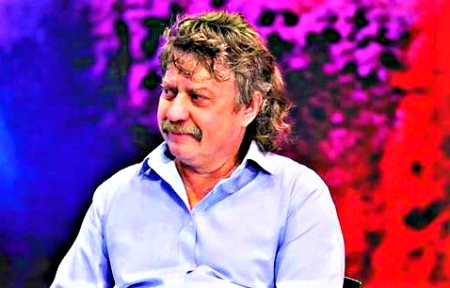 ROZHOVOR - Profesor Keller je překvapen, že jsme se vůbec dožili letošních Vánoc. U Fialy pochybuje o soudnosti