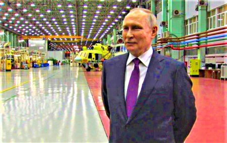 Putin navštívil letecký závod v Ulan-Ude a promluvil s pracovníky.