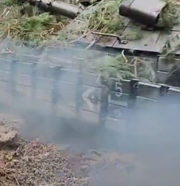 novy-takticky-znak-ukrajincu-na-vybaveni-nato-znak-hitlerovy-23-tankove-divize