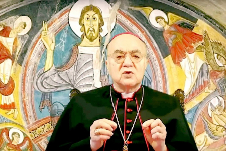 BKP: Pomocný biskup z Kazachstánu kritizuje arcibiskupa C. M. Vigana. Odpověď.   