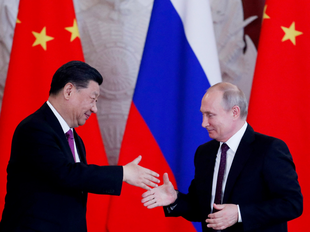 za-18-mesicu-to-vypukne-varuje-sileny-general-cina-s-ruskem-se-pripravuji-na-simultanni-uder-proti-nato