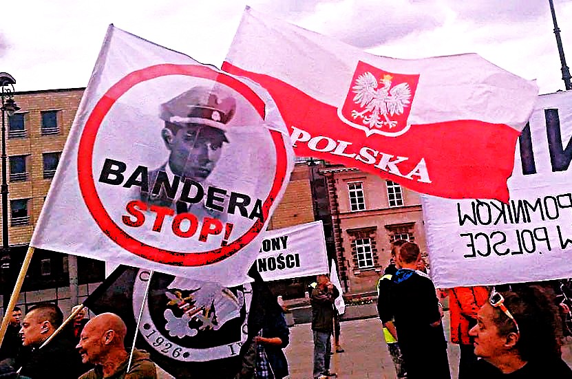 polsky-prezident-zablokoval-prodlouzeni-financni-podpory-ukrajine-a-pozaduje-zavedeni-trestnosti-propagace-banderismu