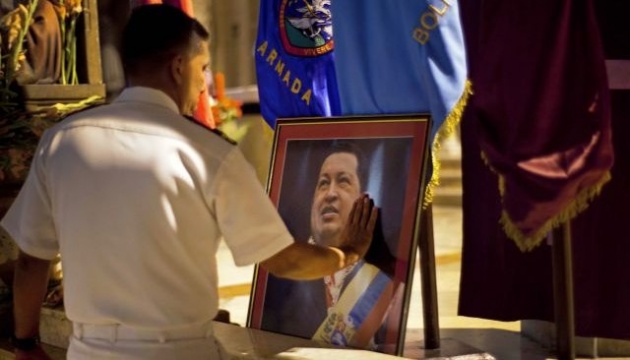 jak-utvaret-vice-nez-socialisticky-stat-aneb-valka-medii-a-reality-cili-hugo-chavez-nadale-1